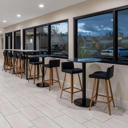 Ramada By Wyndham Modesto Yosemite Area酒店 外观 照片