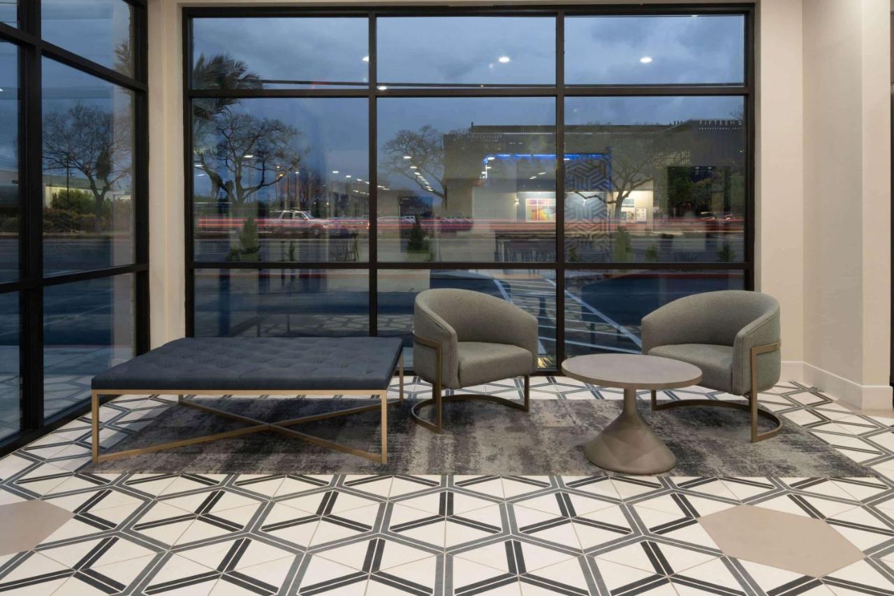 Ramada By Wyndham Modesto Yosemite Area酒店 外观 照片