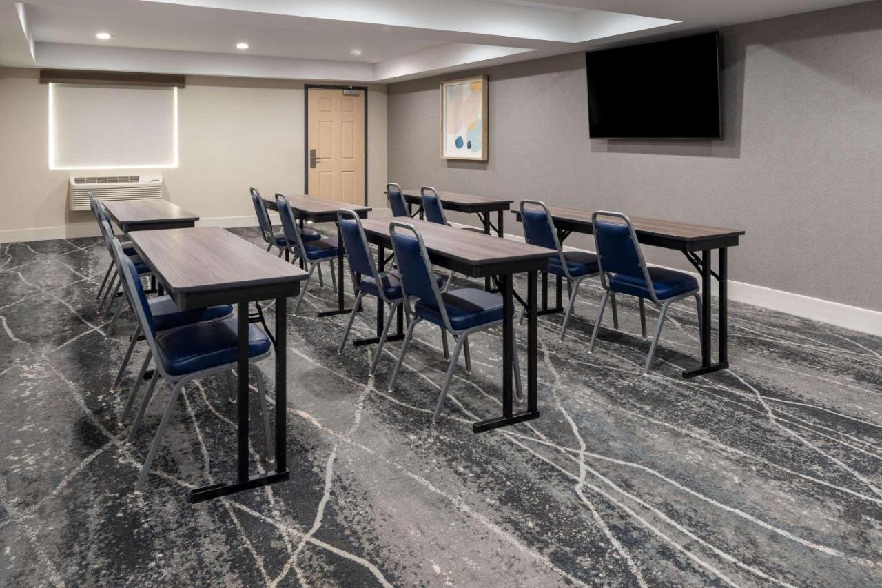 Ramada By Wyndham Modesto Yosemite Area酒店 外观 照片