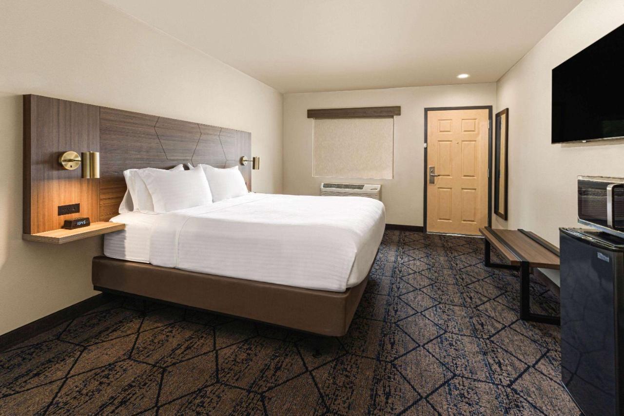 Ramada By Wyndham Modesto Yosemite Area酒店 外观 照片