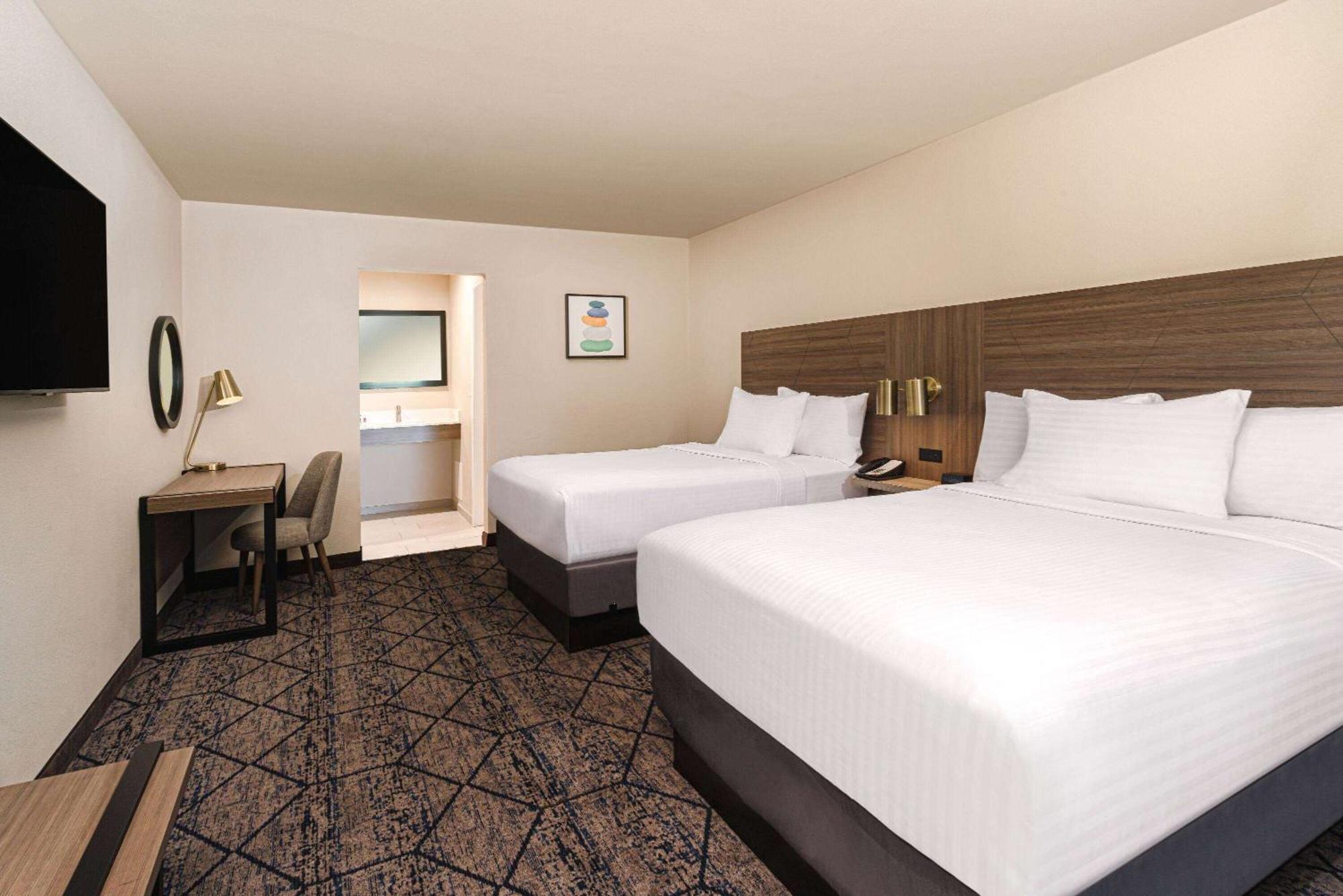 Ramada By Wyndham Modesto Yosemite Area酒店 外观 照片