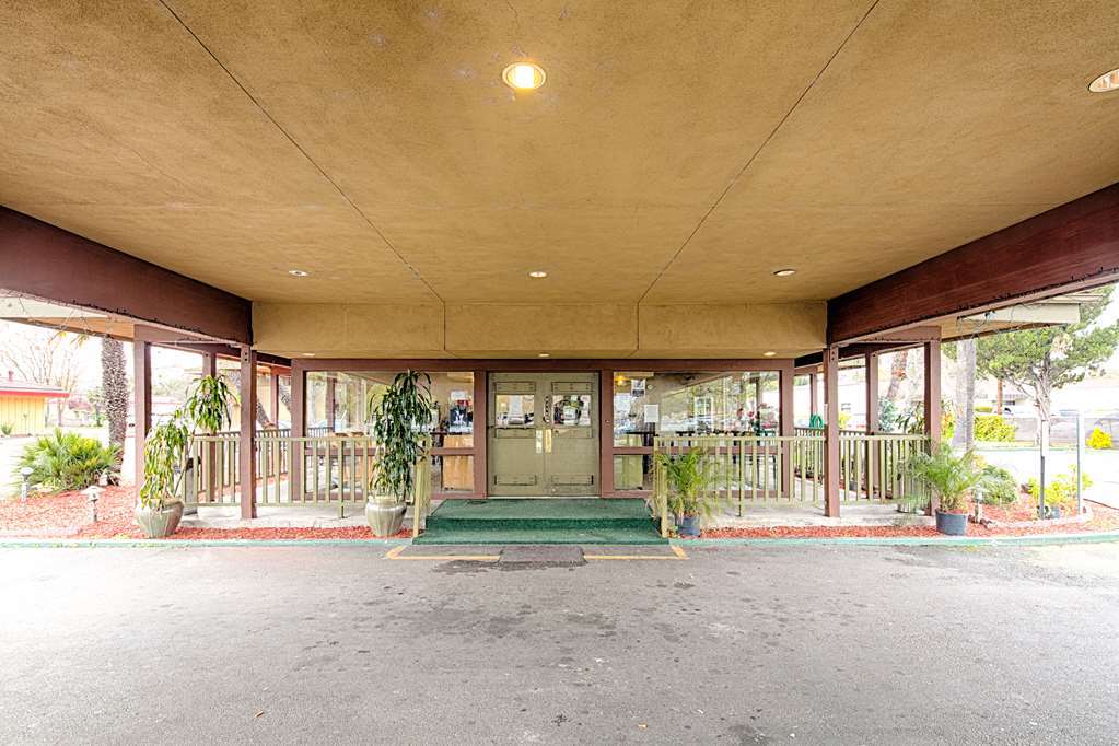Ramada By Wyndham Modesto Yosemite Area酒店 外观 照片