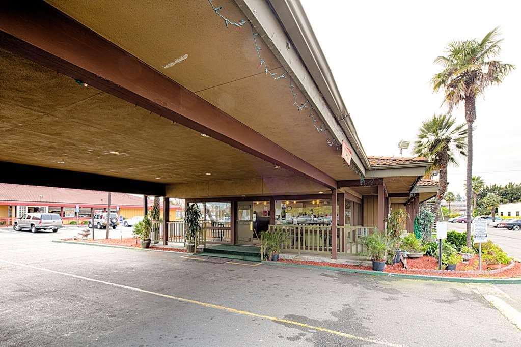 Ramada By Wyndham Modesto Yosemite Area酒店 外观 照片